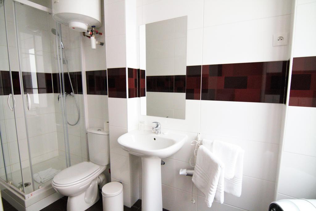 Hotel Le Daly'S Париж Экстерьер фото